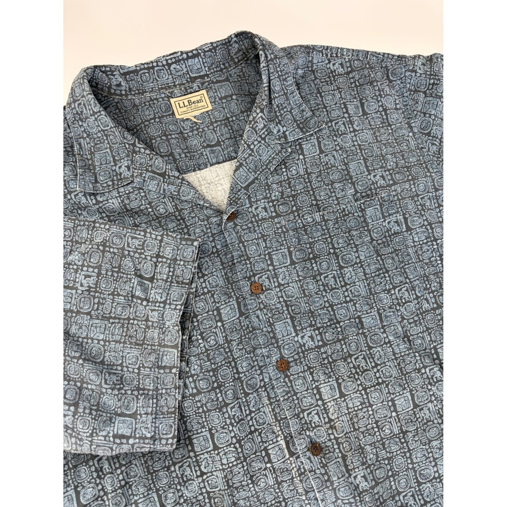 LL Bean Mens Blue Mayan Glyph Block Print Short Sleeve Camp Shirt XL